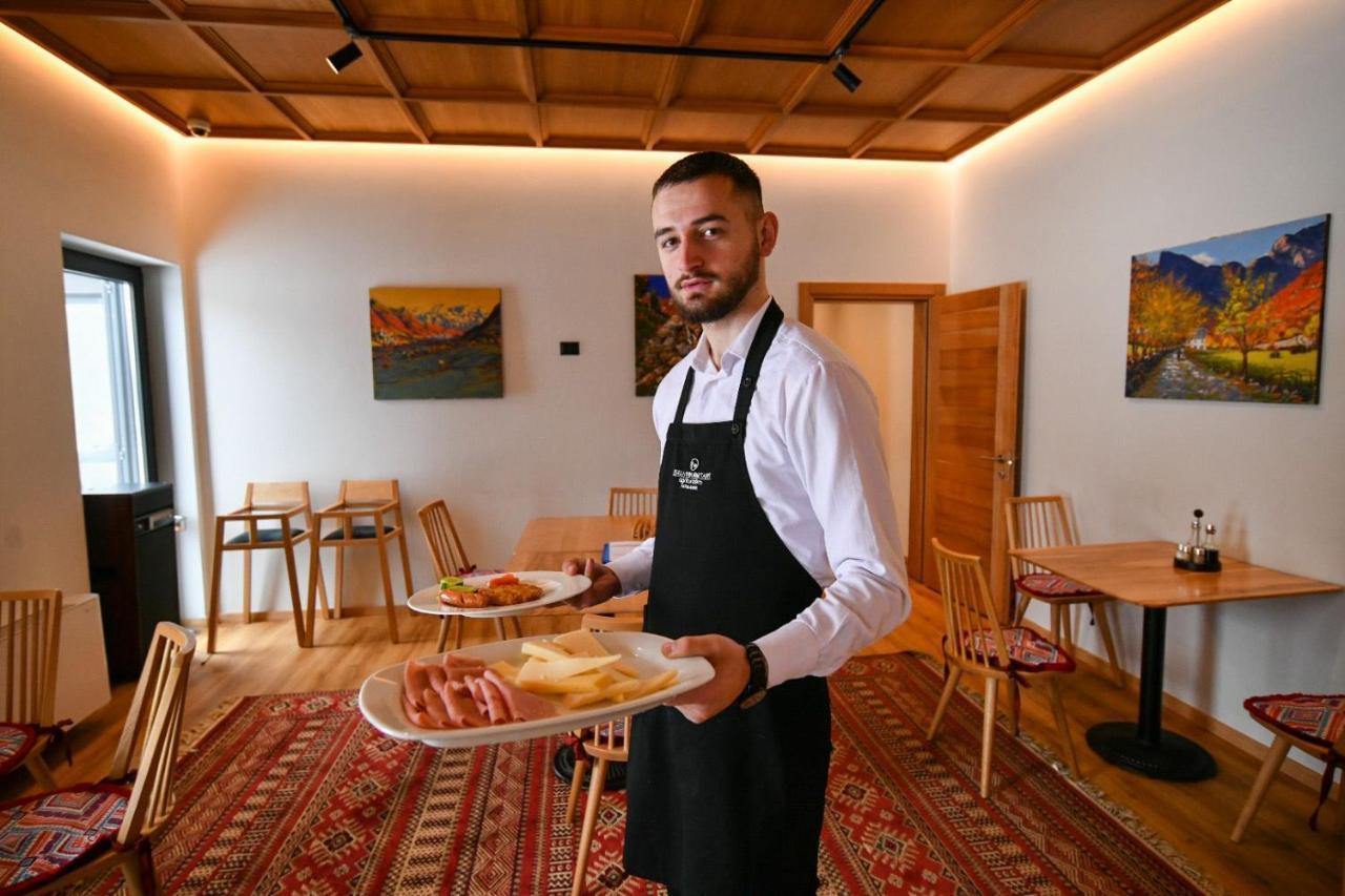 Hotel Kulla E Bajraktarit Boge المظهر الخارجي الصورة